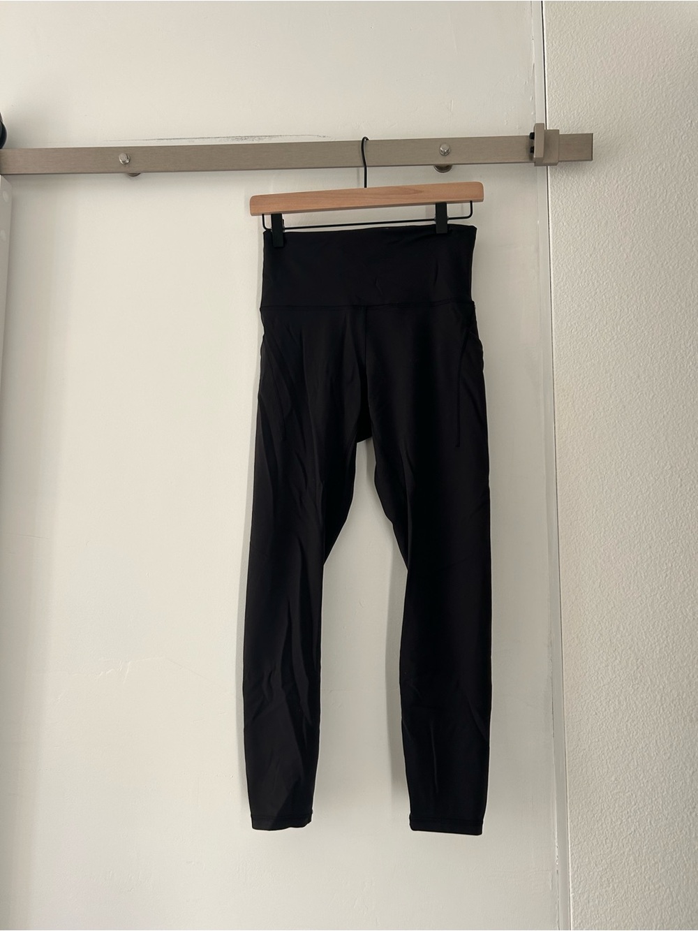 Lululemon Wunder Trail high-rise with pockets leggings
